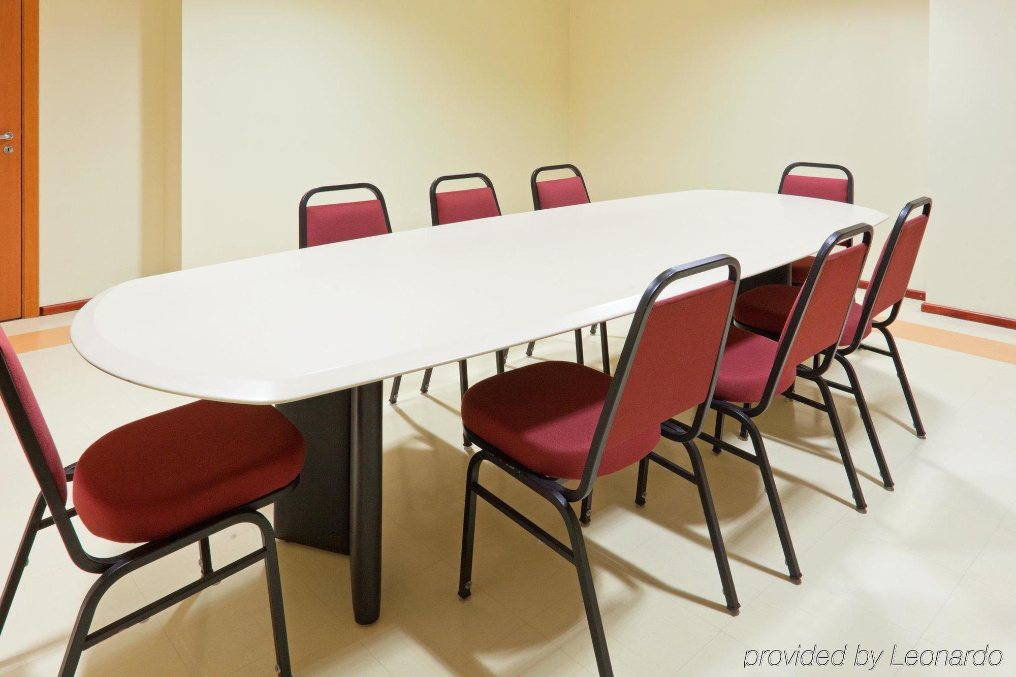 Holiday Inn Express Avenida Sumare São Paulo Udogodnienia zdjęcie